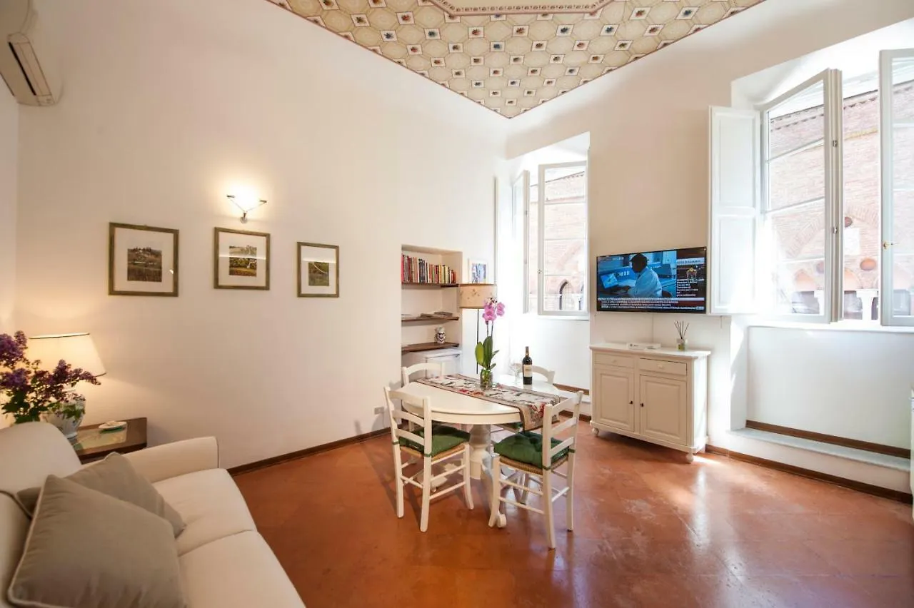 Palazzo Cinotti Apartment Siena